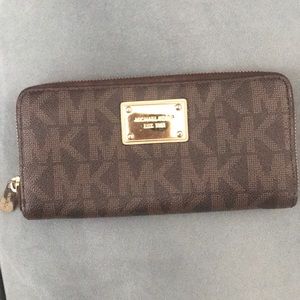 MICHAEL KORS WALLET